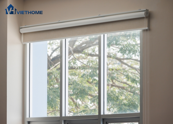Liên hệ Việt Home để được tư vấn rèm cửa tại TP.HCM